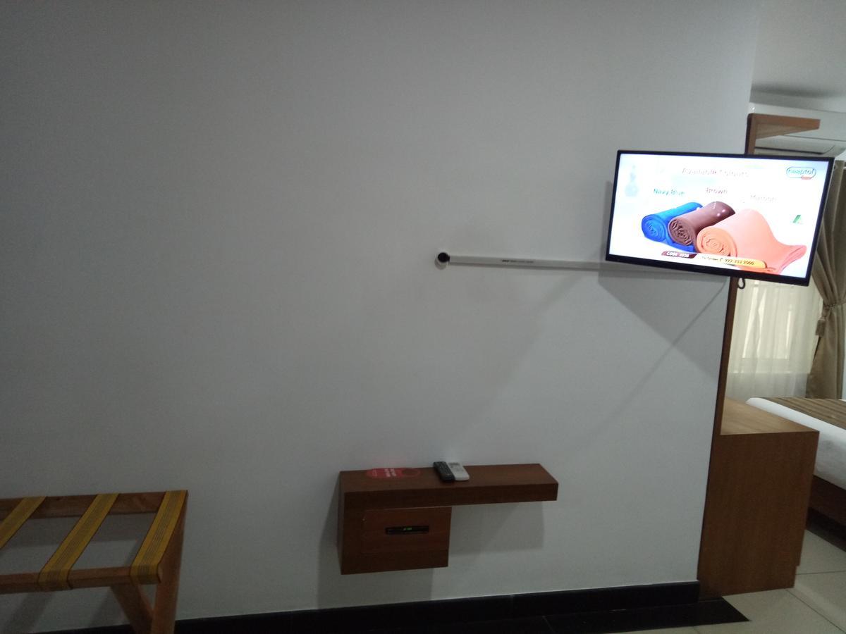 Pgs Inn Kochi Εξωτερικό φωτογραφία